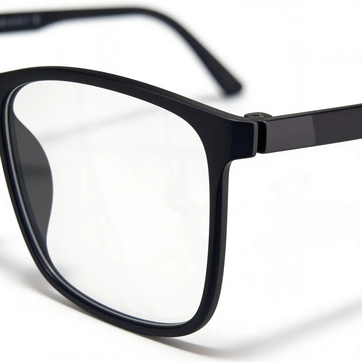 P98911 C2 — thumbnail 2
