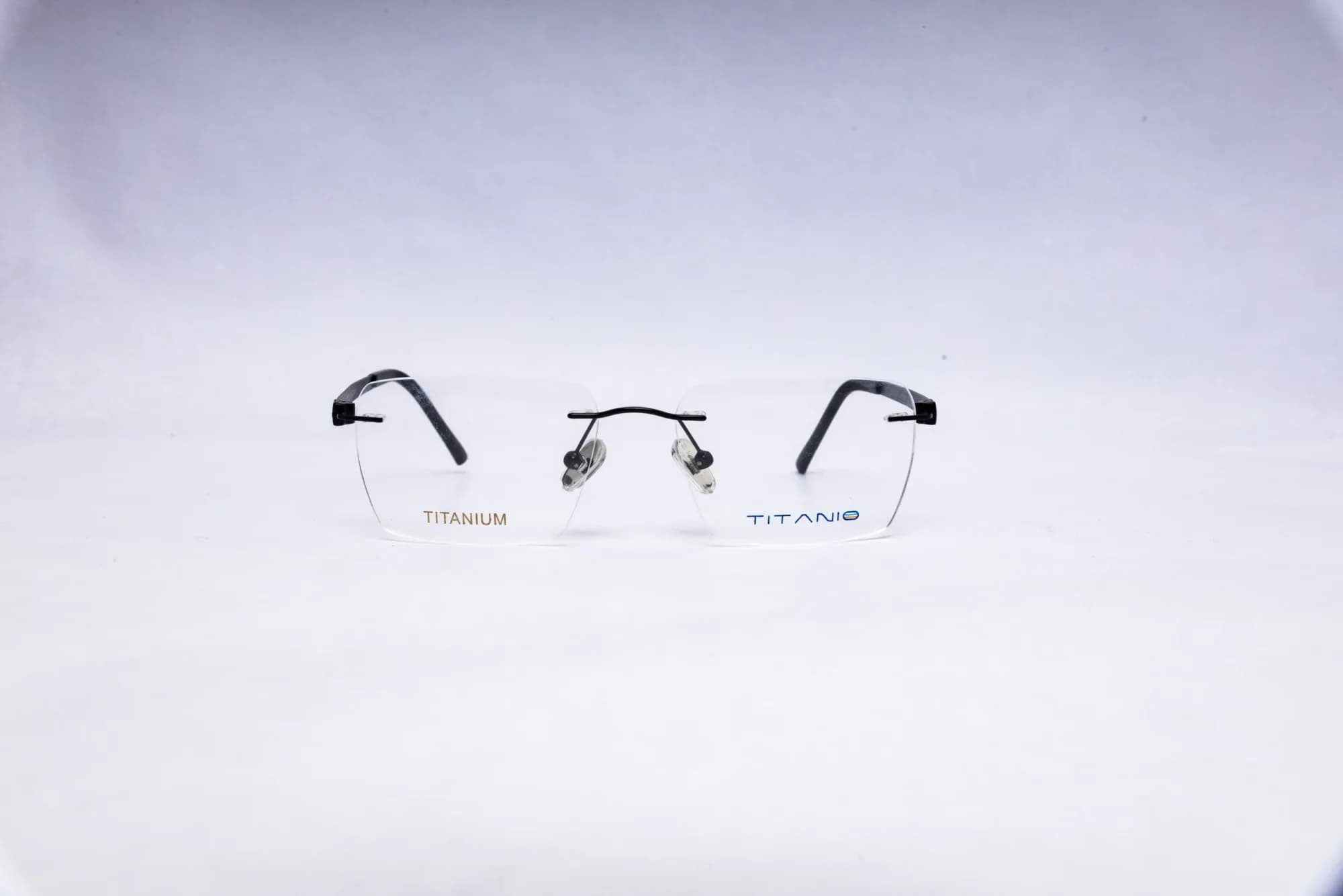 Titanio Rectangular Black Rimless Eyeglasses